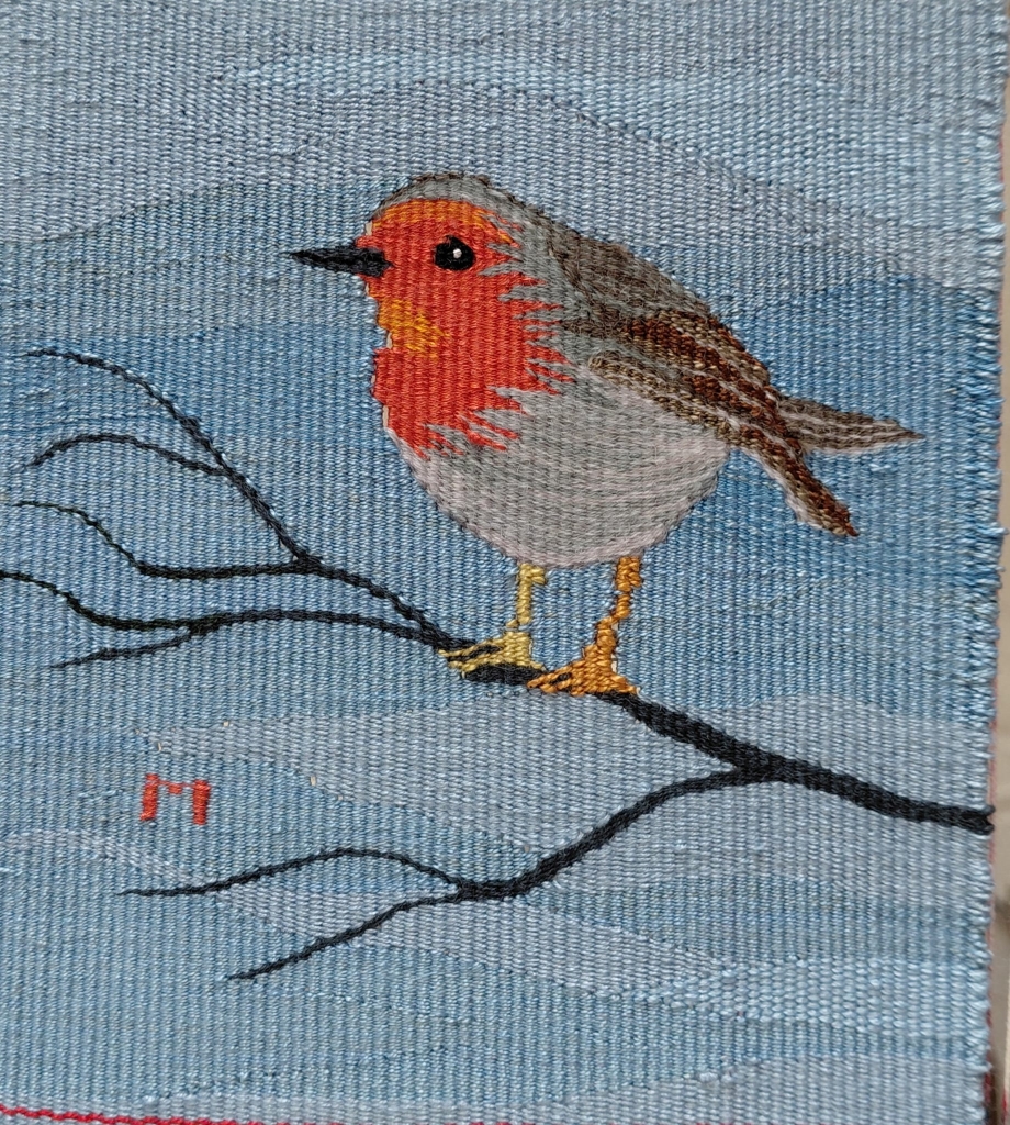 2026- Rouge-gorge dans le bleu du ciel Haute lice coton  .15x15cmjpg